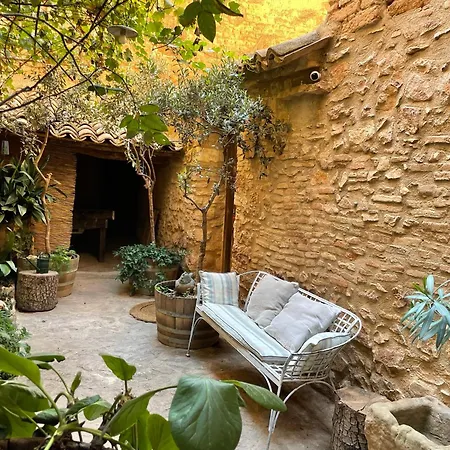 Alodia Country house